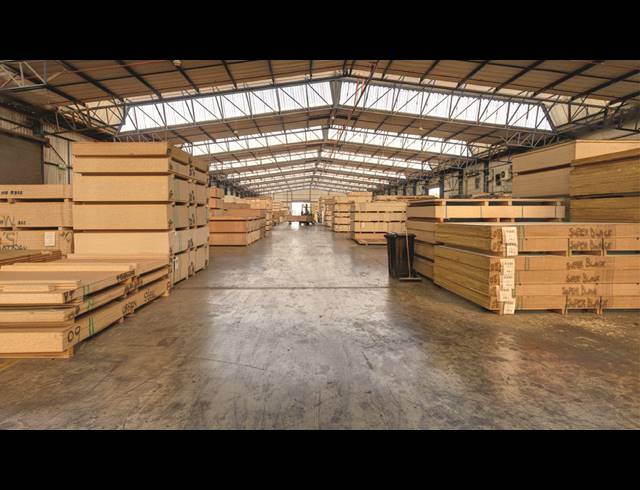 36,000M² WAREHOUSE TO LET IN JUPITER